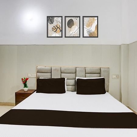 Hotel O Vk Palace 阿格拉 外观 照片