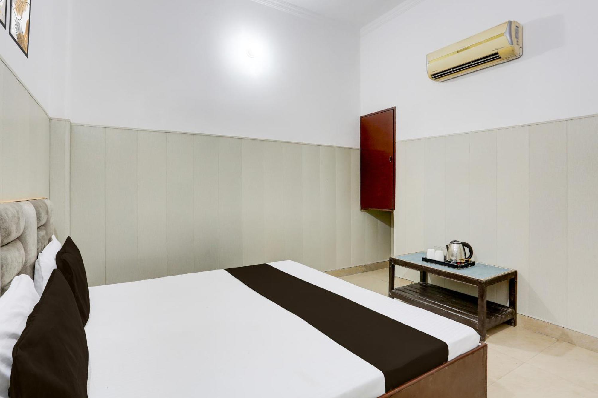 Hotel O Vk Palace 阿格拉 外观 照片