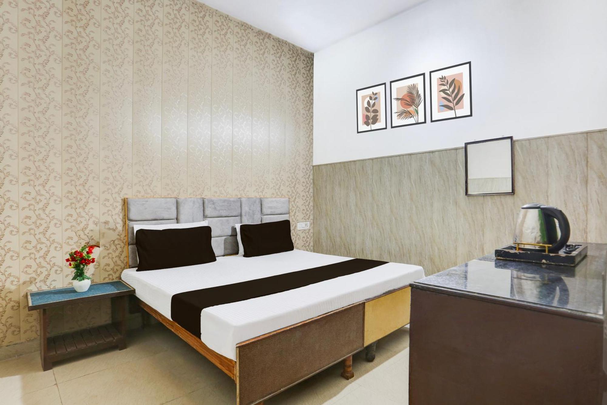Hotel O Vk Palace 阿格拉 外观 照片